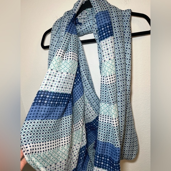 Talbots Blue and White Infinity Scarf with Patchwork Design - Picture 2 of 4